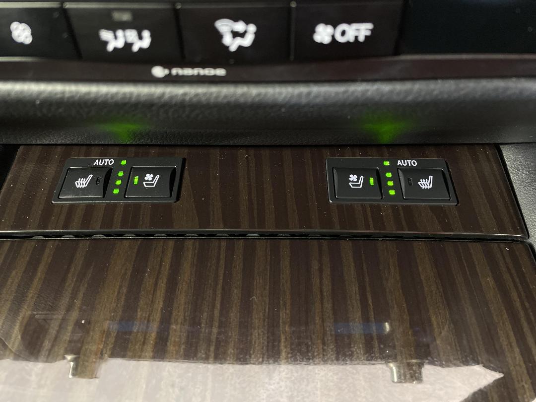 Photo '31' of Lexus GS450H