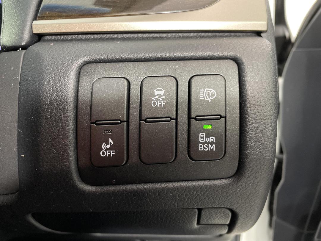 Photo '38' of Lexus GS450H