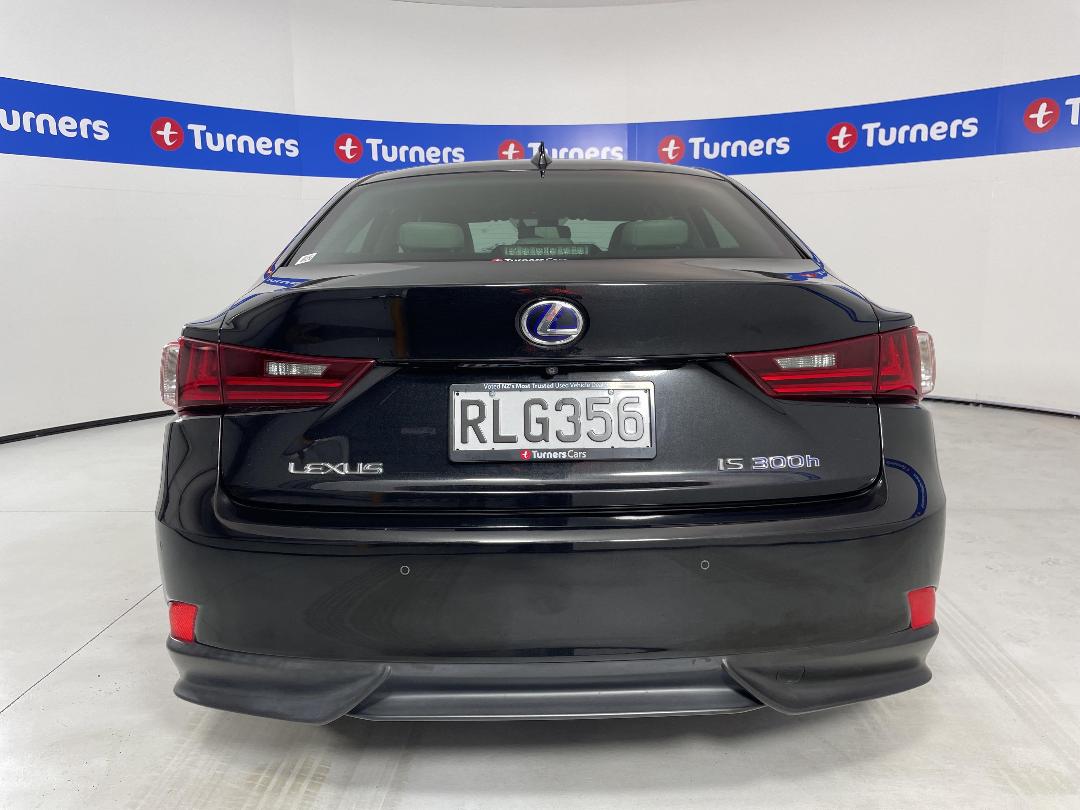 Photo '6' of Lexus IS300