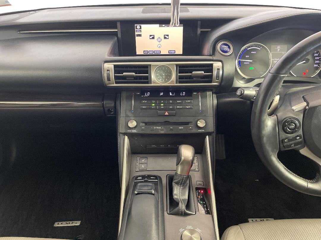 Photo '18' of Lexus IS300