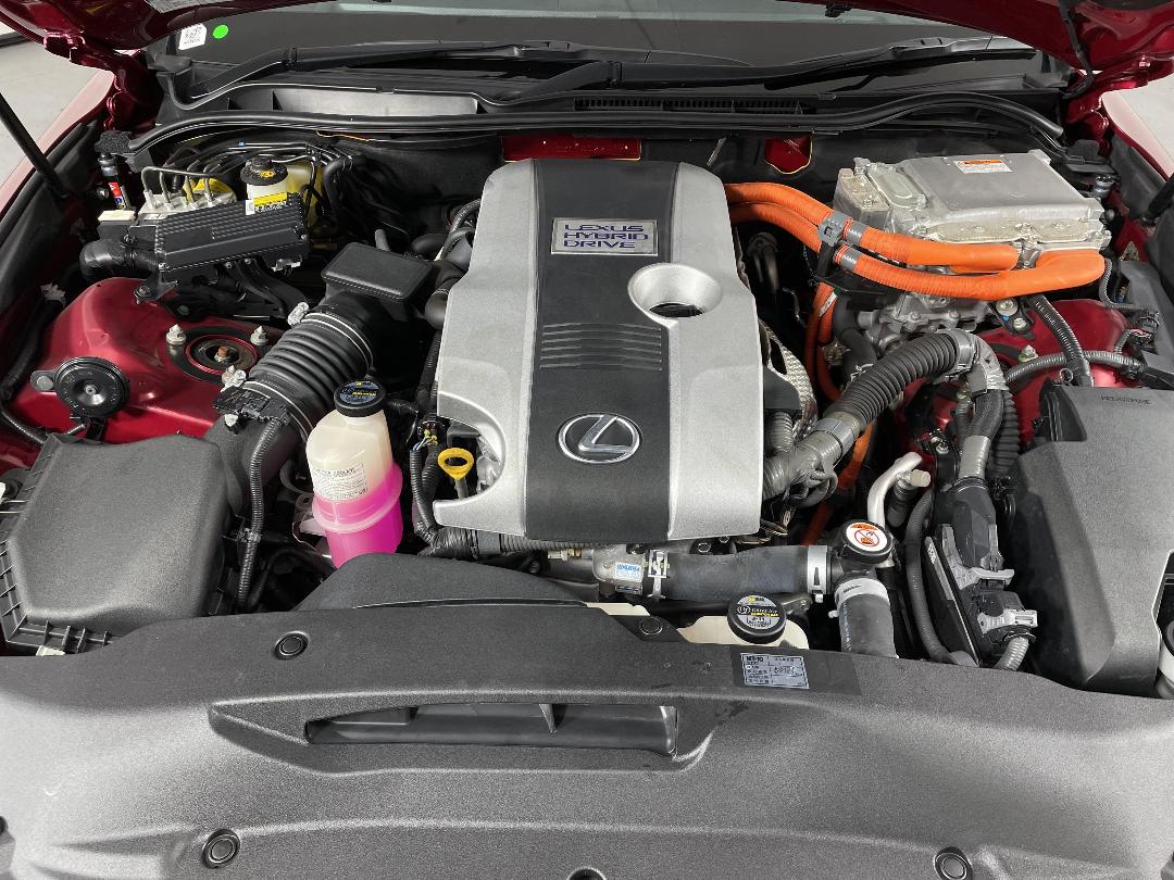 Photo '13' of Lexus IS300H Photo '13' of Lexus IS300H