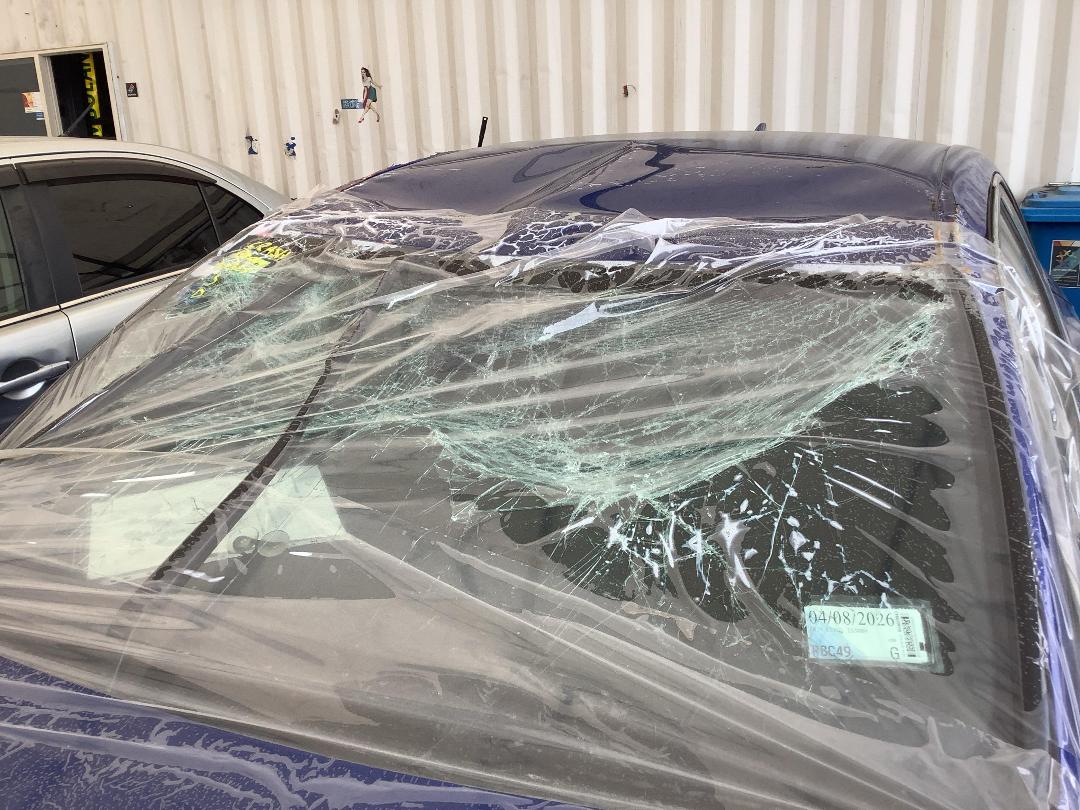 Photo '3' of Lexus IS300H