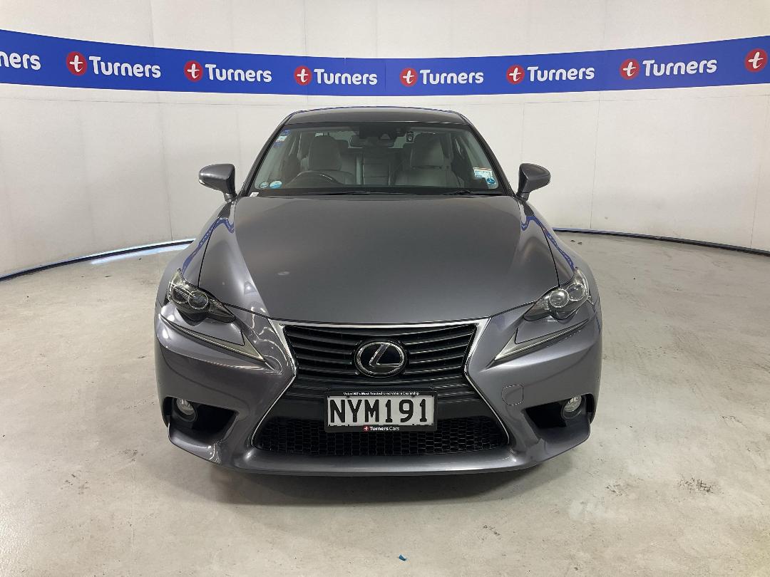 Photo '2' of Lexus IS350