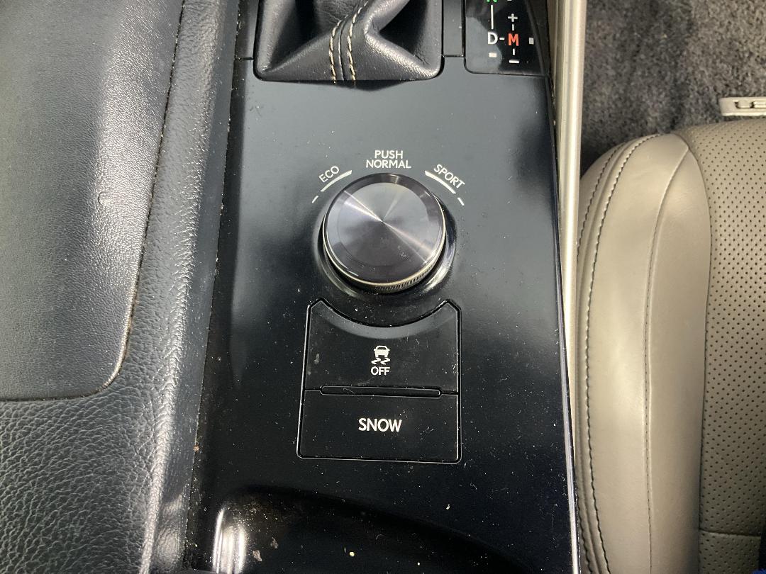 Photo '30' of Lexus IS350