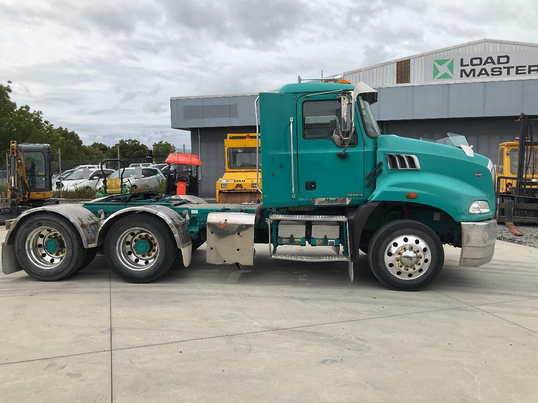 Photo '3' of Mack Granite CMMT 6X4 Tractor Unit