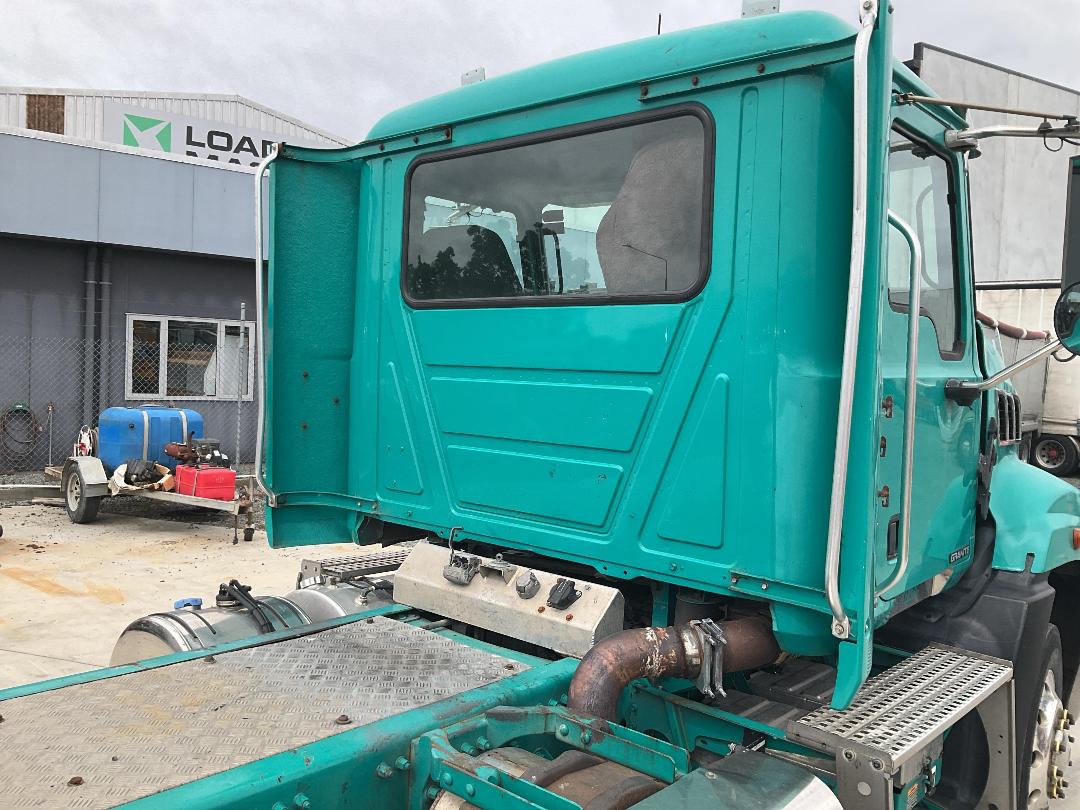 Photo '10' of Mack Granite CMMT 6X4 Tractor Unit