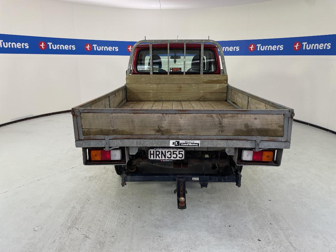 Photo '6' of Mahindra Pikup