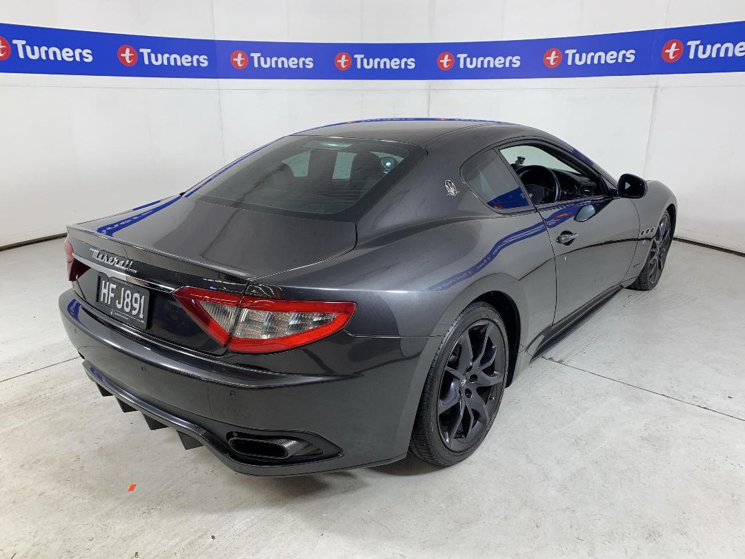 Photo '7' of Maserati Granturismo Photo '7' of Maserati Granturismo