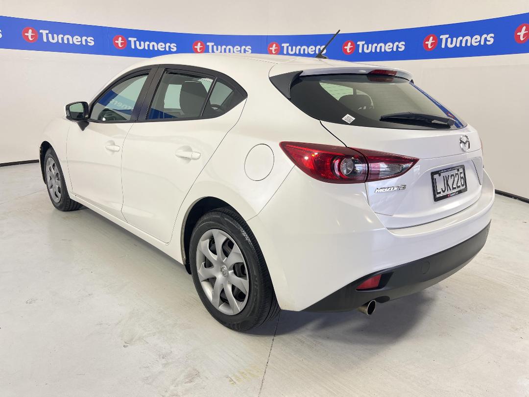 Photo '5' of Mazda 3