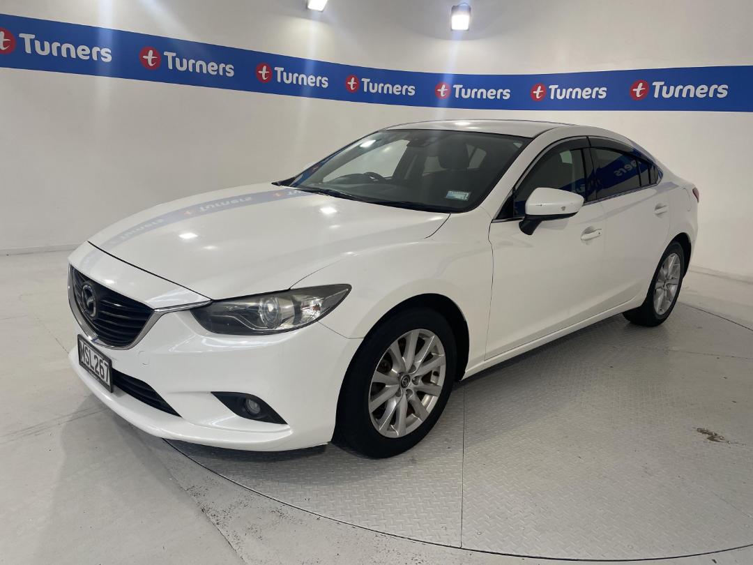 Photo '4' of Mazda Atenza