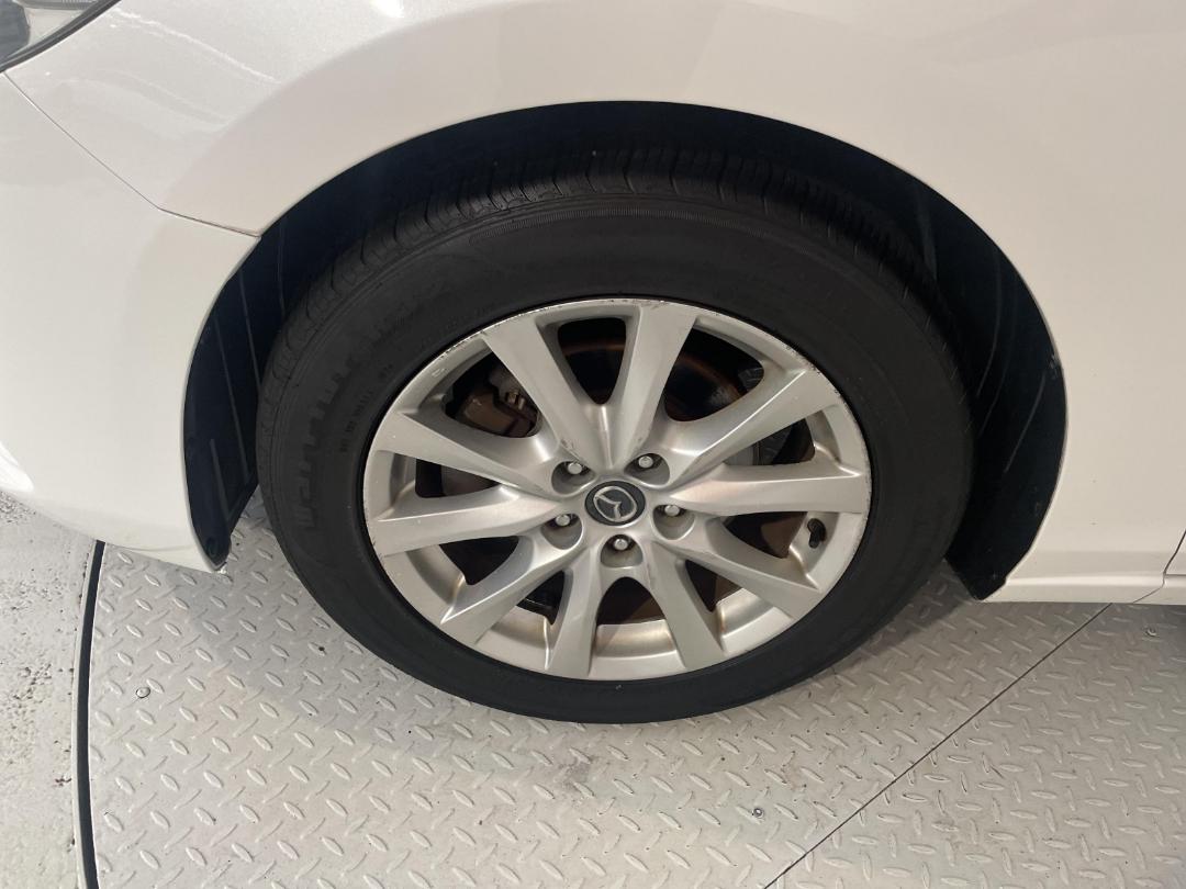 Photo '10' of Mazda Atenza