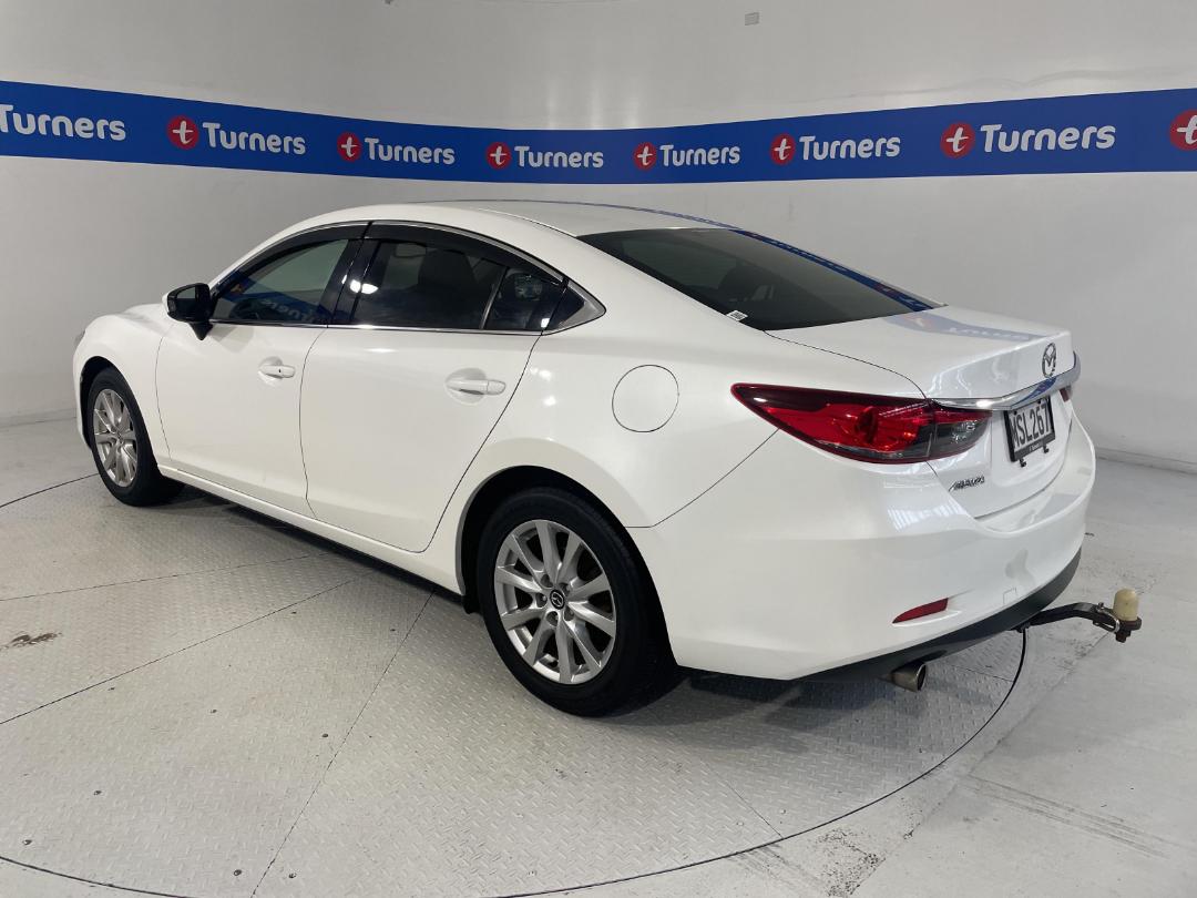 Photo '5' of Mazda Atenza