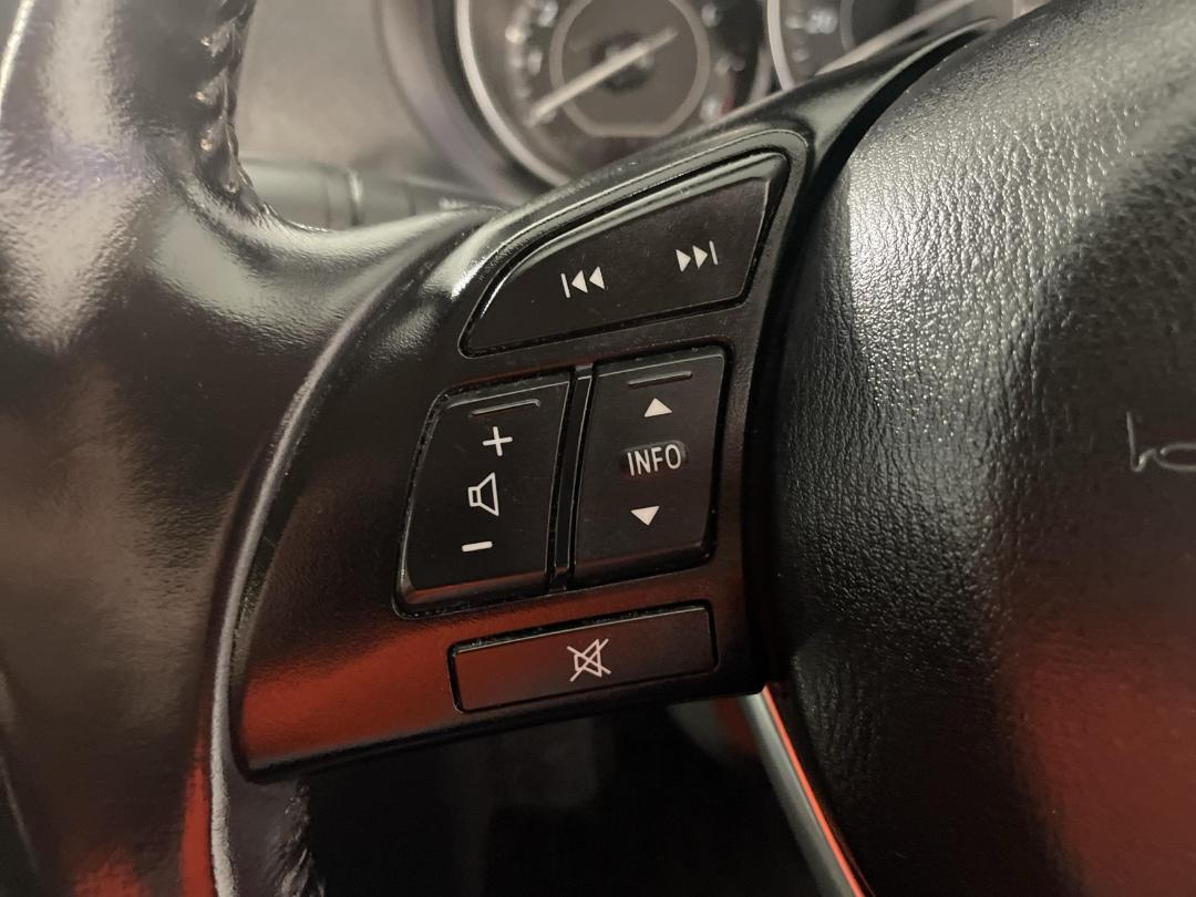 Photo '27' of Mazda Atenza