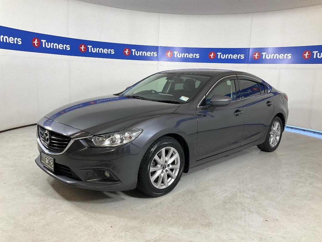 Photo '4' of Mazda Atenza