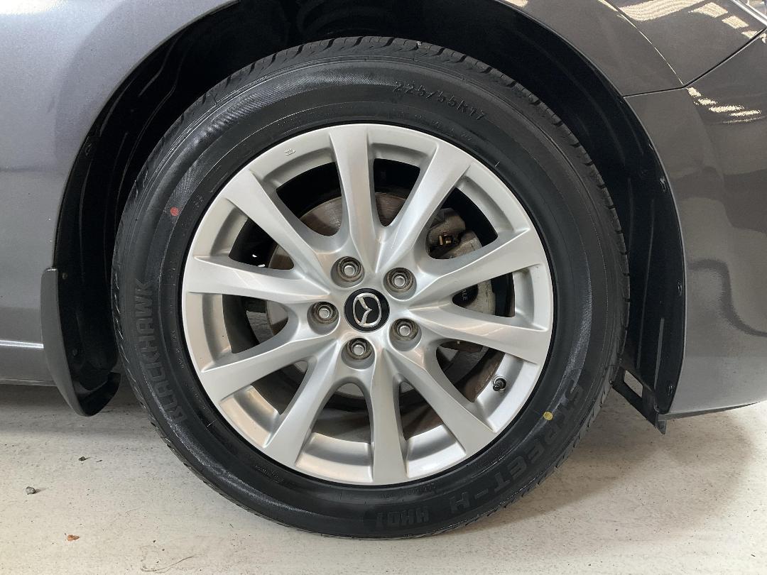 Photo '9' of Mazda Atenza