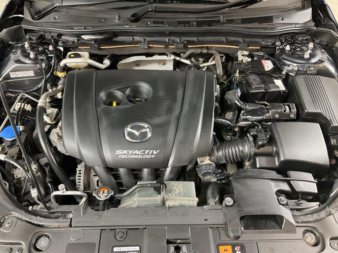 Photo '13' of Mazda Atenza