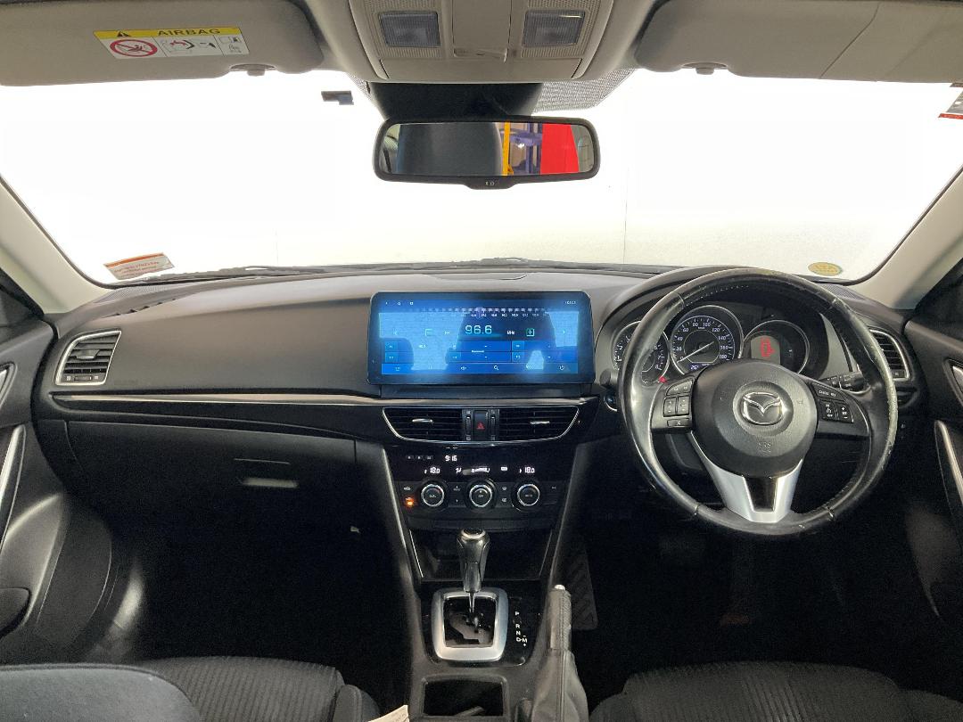 Photo '17' of Mazda Atenza