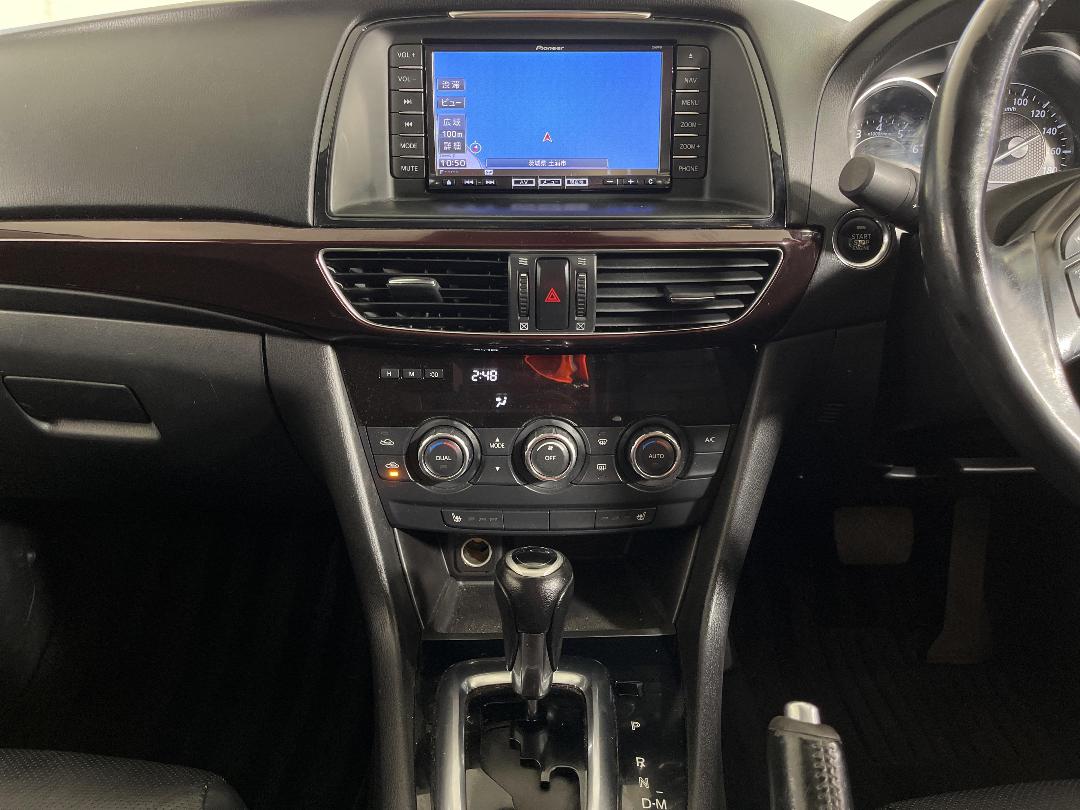 Photo '18' of Mazda Atenza