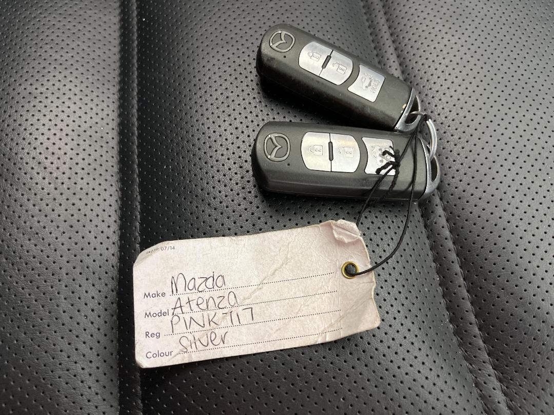 Photo '22' of Mazda Atenza