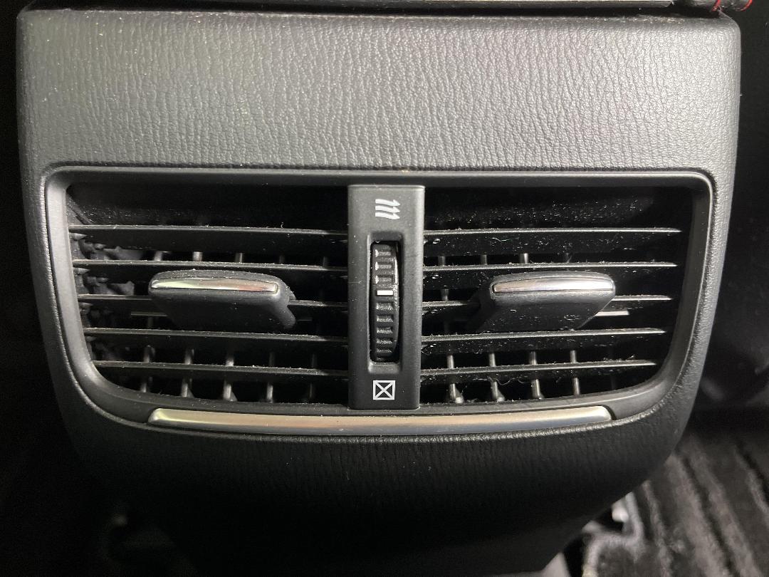 Photo '24' of Mazda Atenza