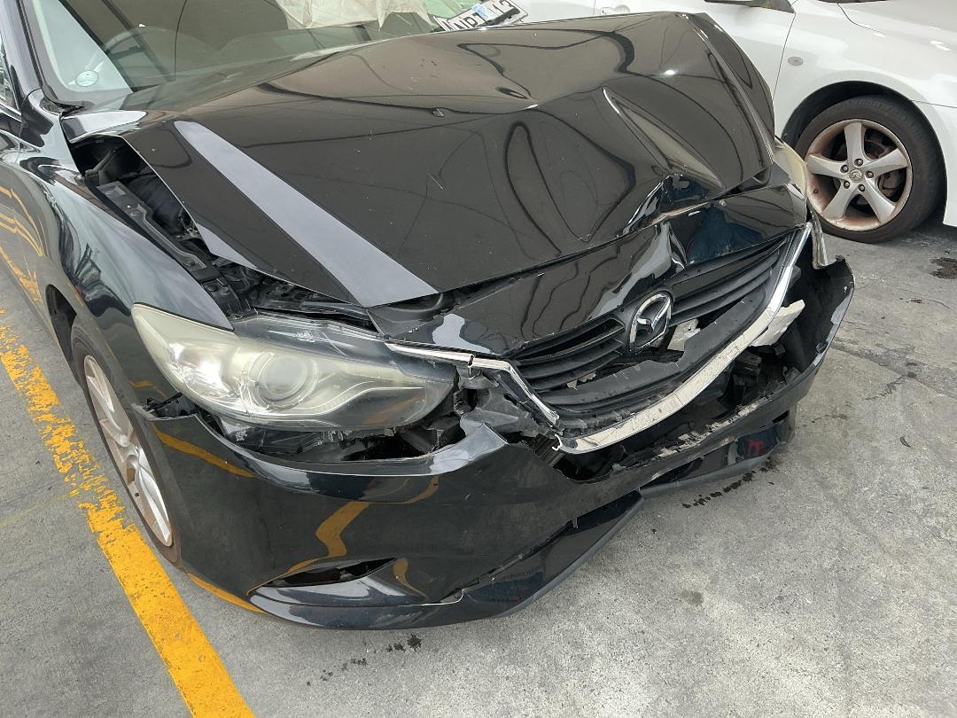 Photo '4' of Mazda Atenza