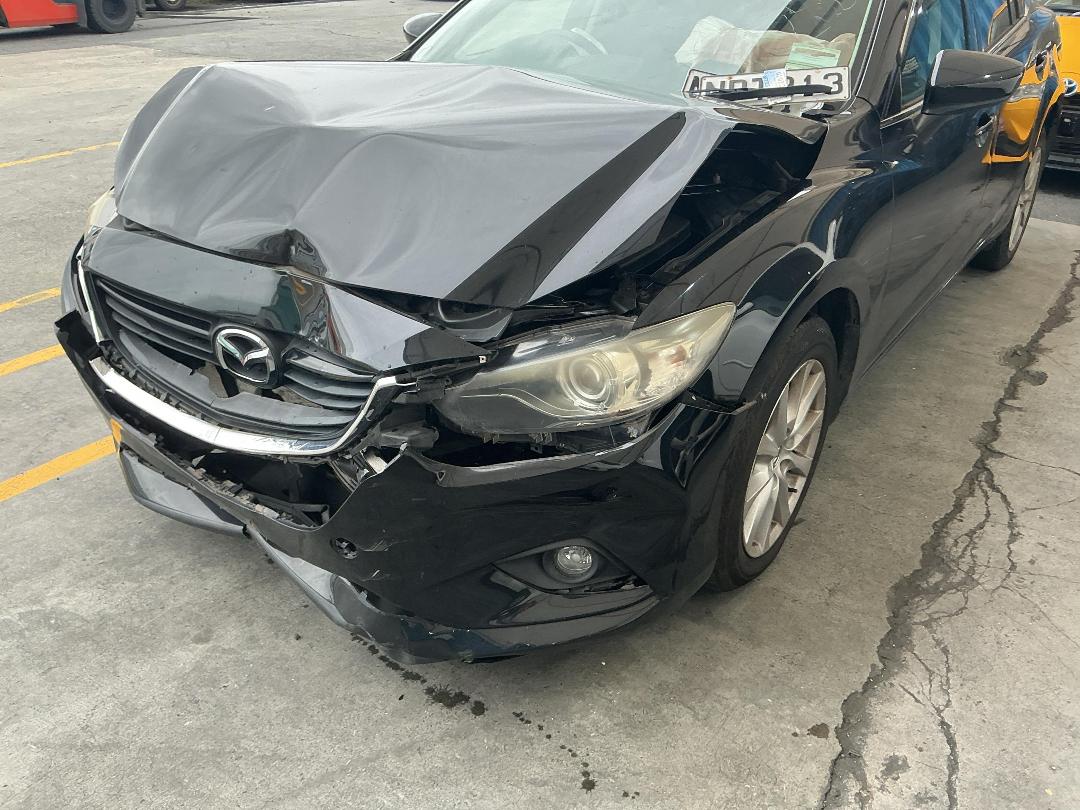 Photo '7' of Mazda Atenza