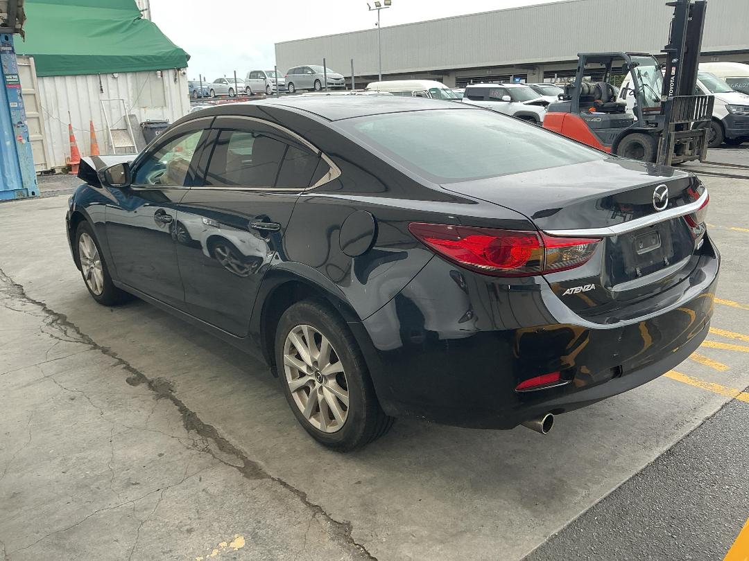 Photo '16' of Mazda Atenza