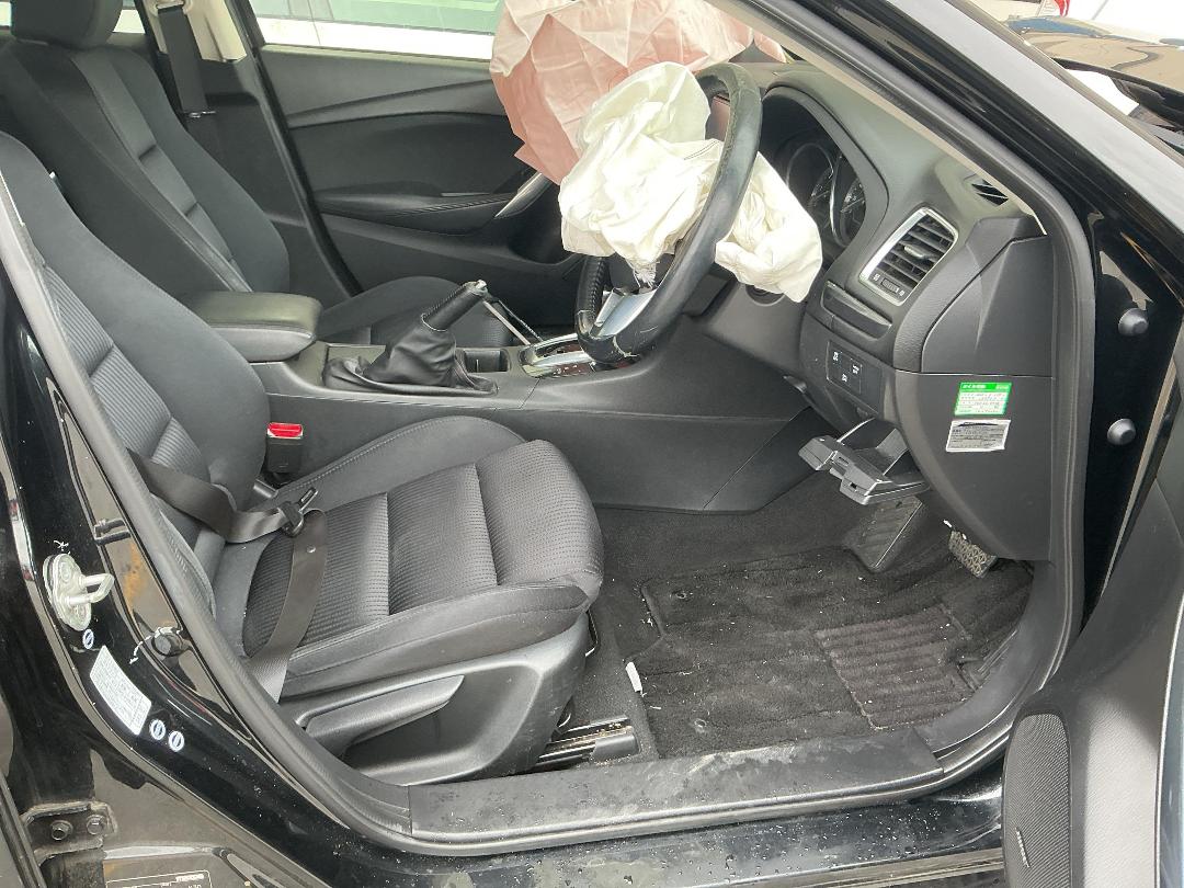 Photo '28' of Mazda Atenza