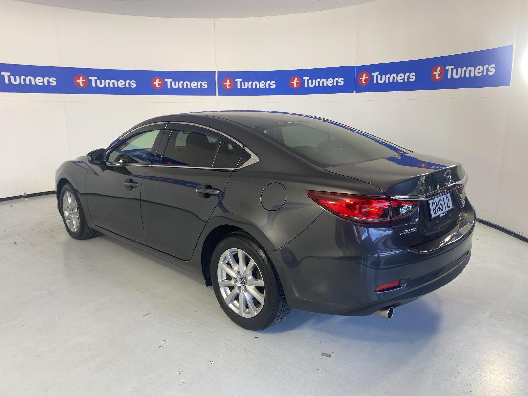 Photo '5' of Mazda Atenza