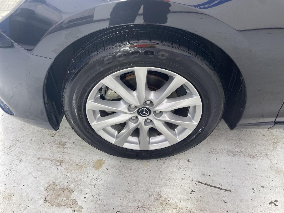 Photo '10' of Mazda Atenza