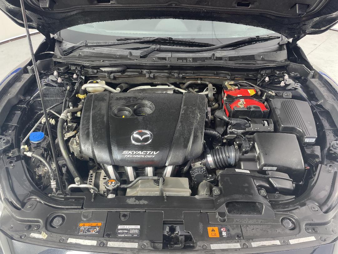 Photo '13' of Mazda Atenza