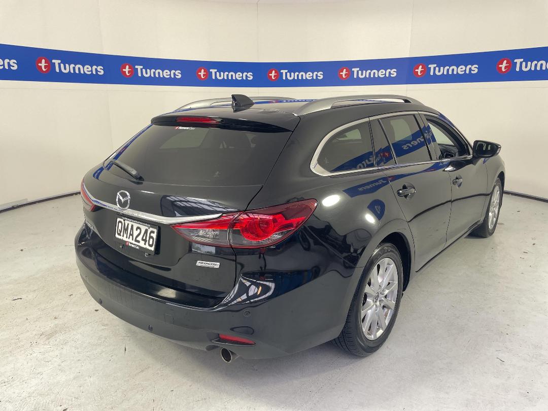 Photo '7' of Mazda Atenza