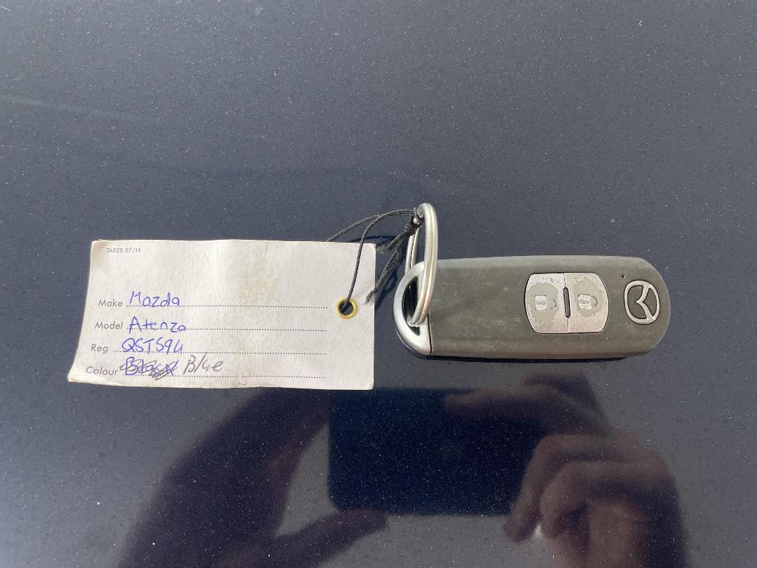 Photo '22' of Mazda Atenza