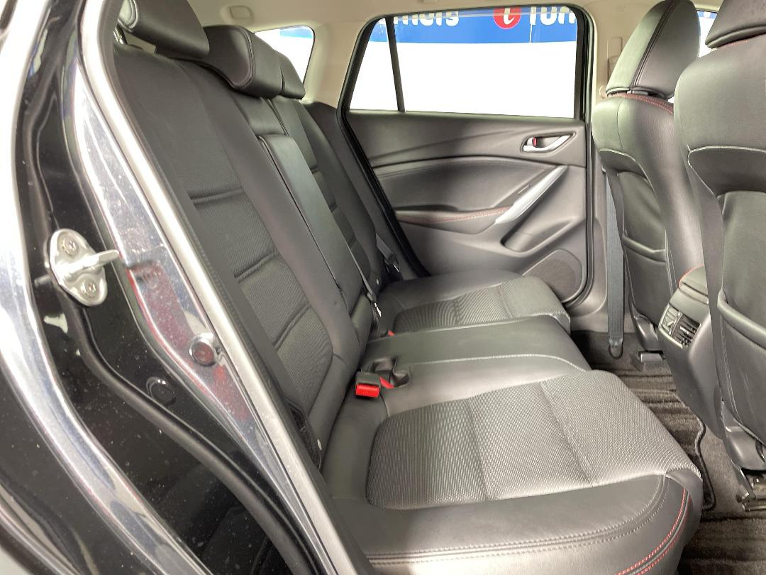 Photo '20' of Mazda Atenza