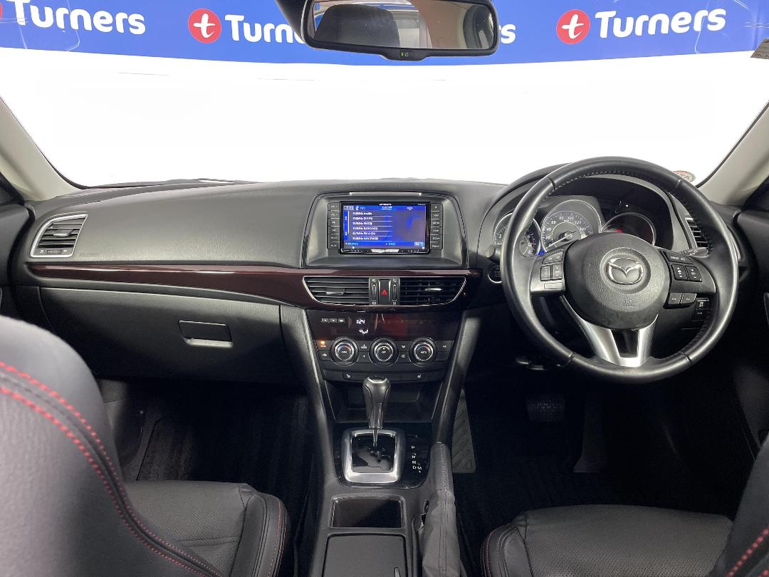 Photo '17' of Mazda Atenza