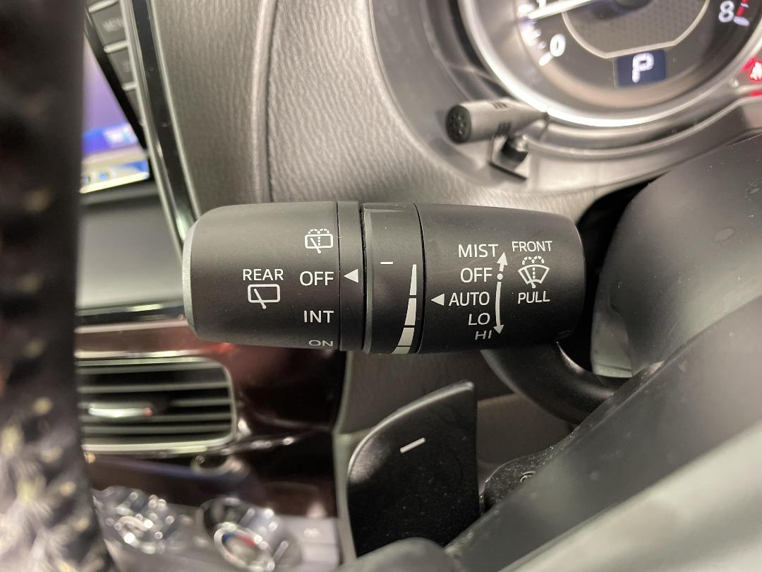 Photo '29' of Mazda Atenza