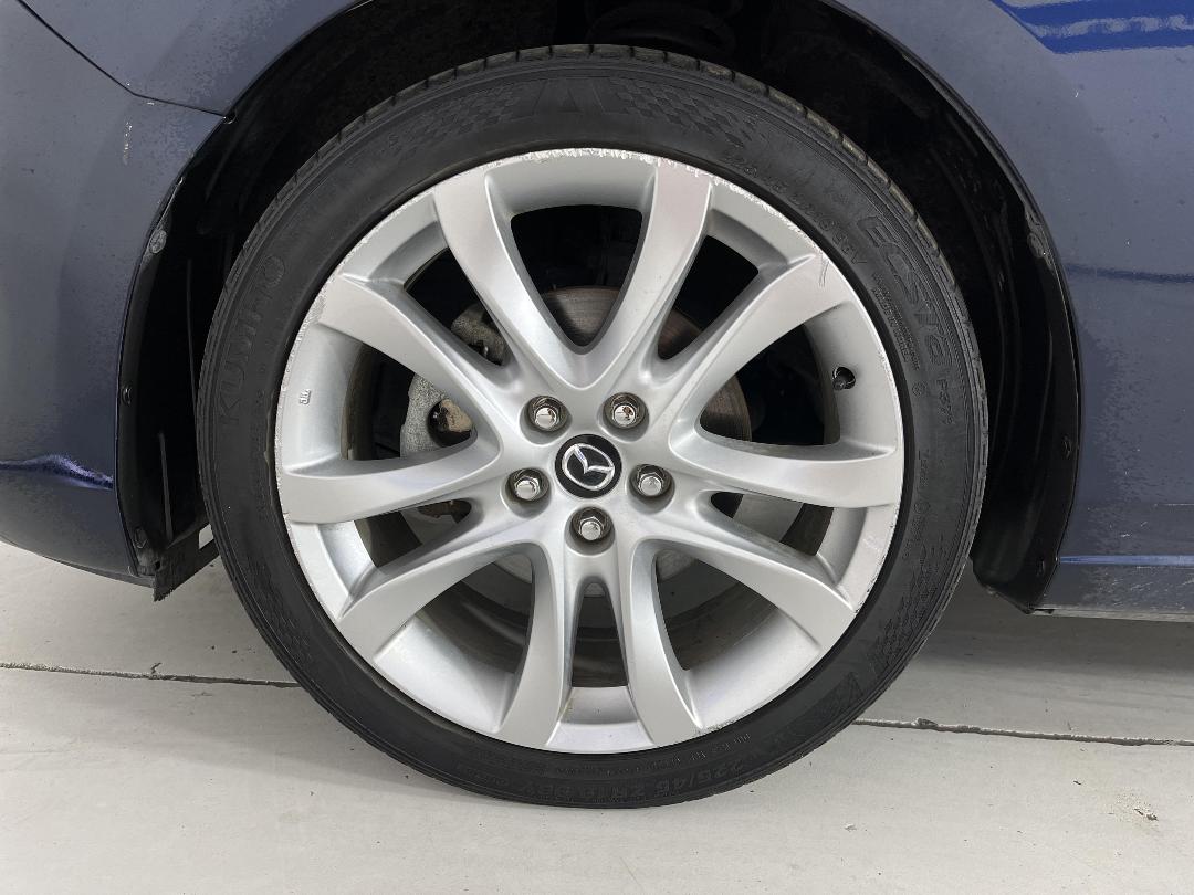 Photo '10' of Mazda Atenza