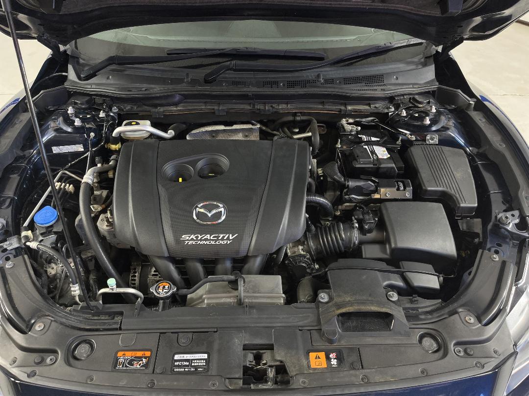 Photo '13' of Mazda Atenza