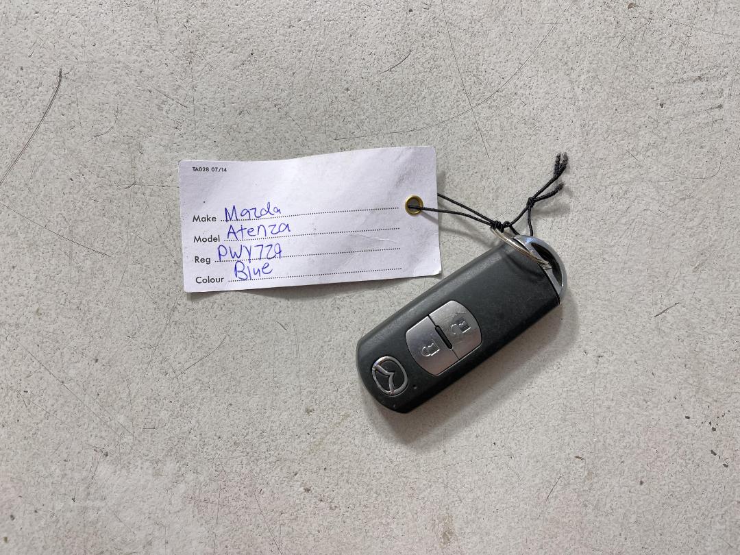 Photo '22' of Mazda Atenza