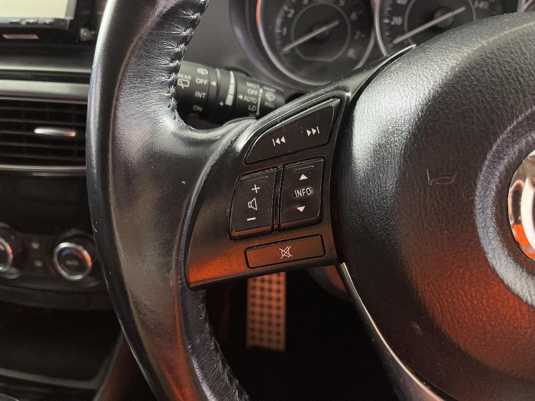 Photo '24' of Mazda Atenza