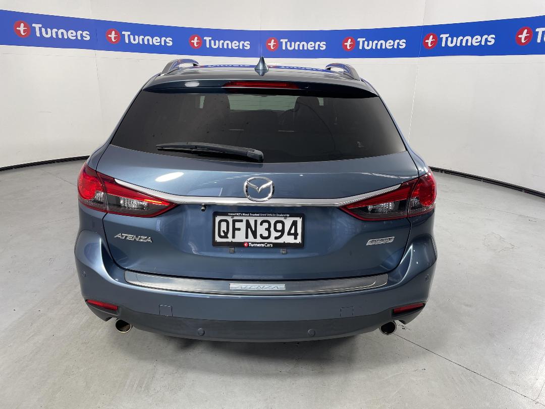 Photo '6' of Mazda Atenza