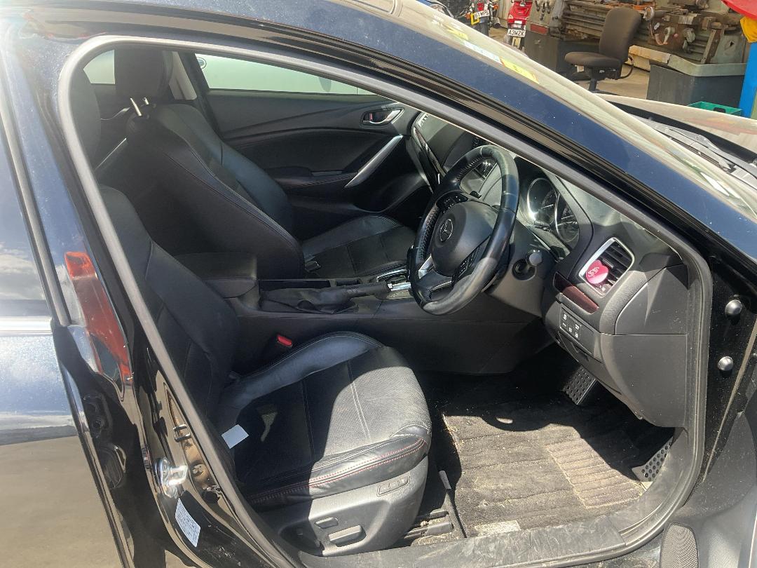 Photo '9' of Mazda Atenza Photo '9' of Mazda Atenza