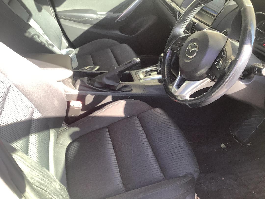 Photo '15' of Mazda Atenza