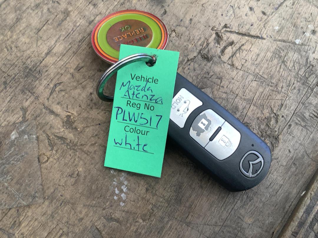 Photo '24' of Mazda Atenza