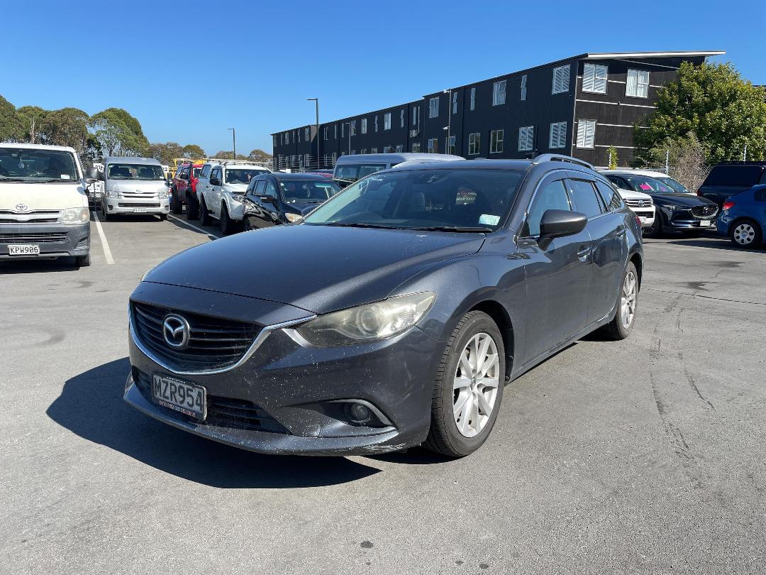 Photo '3' of Mazda Atenza