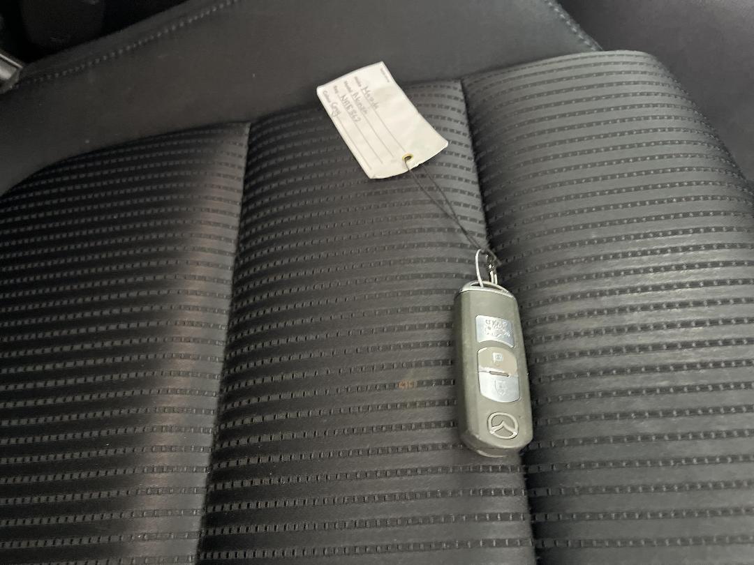 Photo '22' of Mazda Atenza Photo '22' of Mazda Atenza