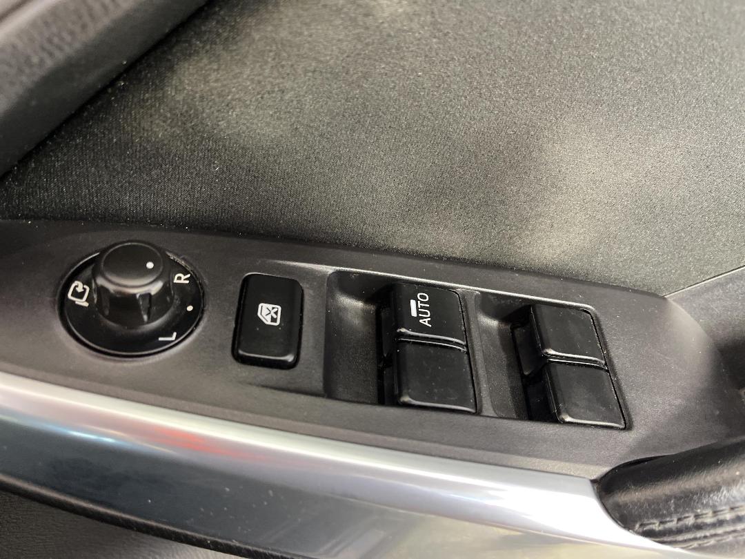 Photo '23' of Mazda Atenza Photo '23' of Mazda Atenza