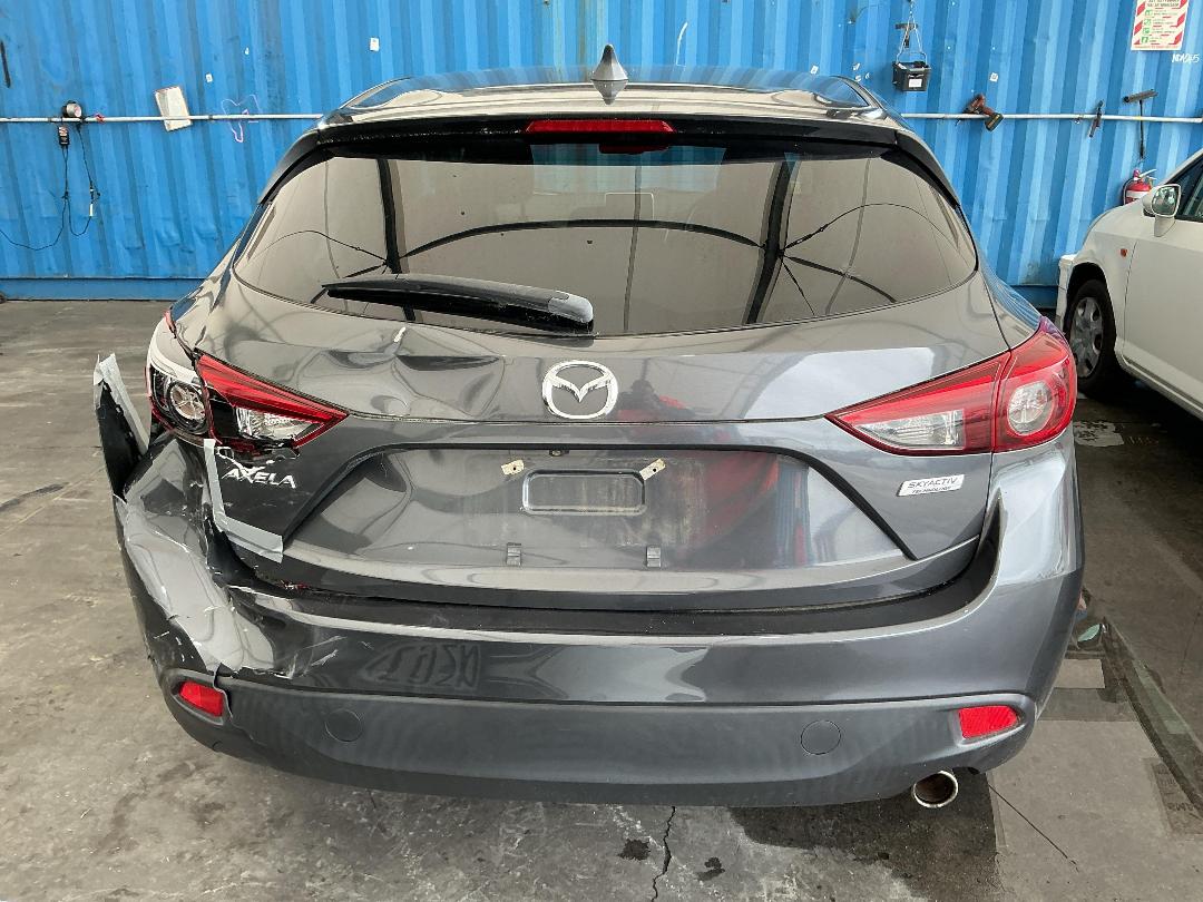 Photo '5' of Mazda Axela