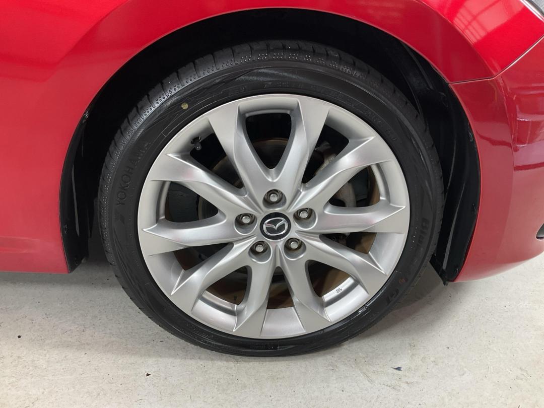 Photo '9' of Mazda Axela Photo '9' of Mazda Axela