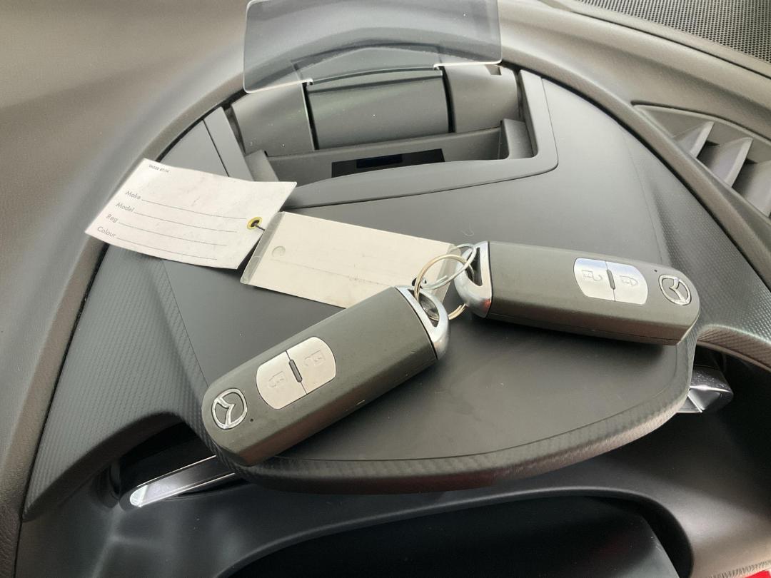 Photo '22' of Mazda Axela Photo '22' of Mazda Axela